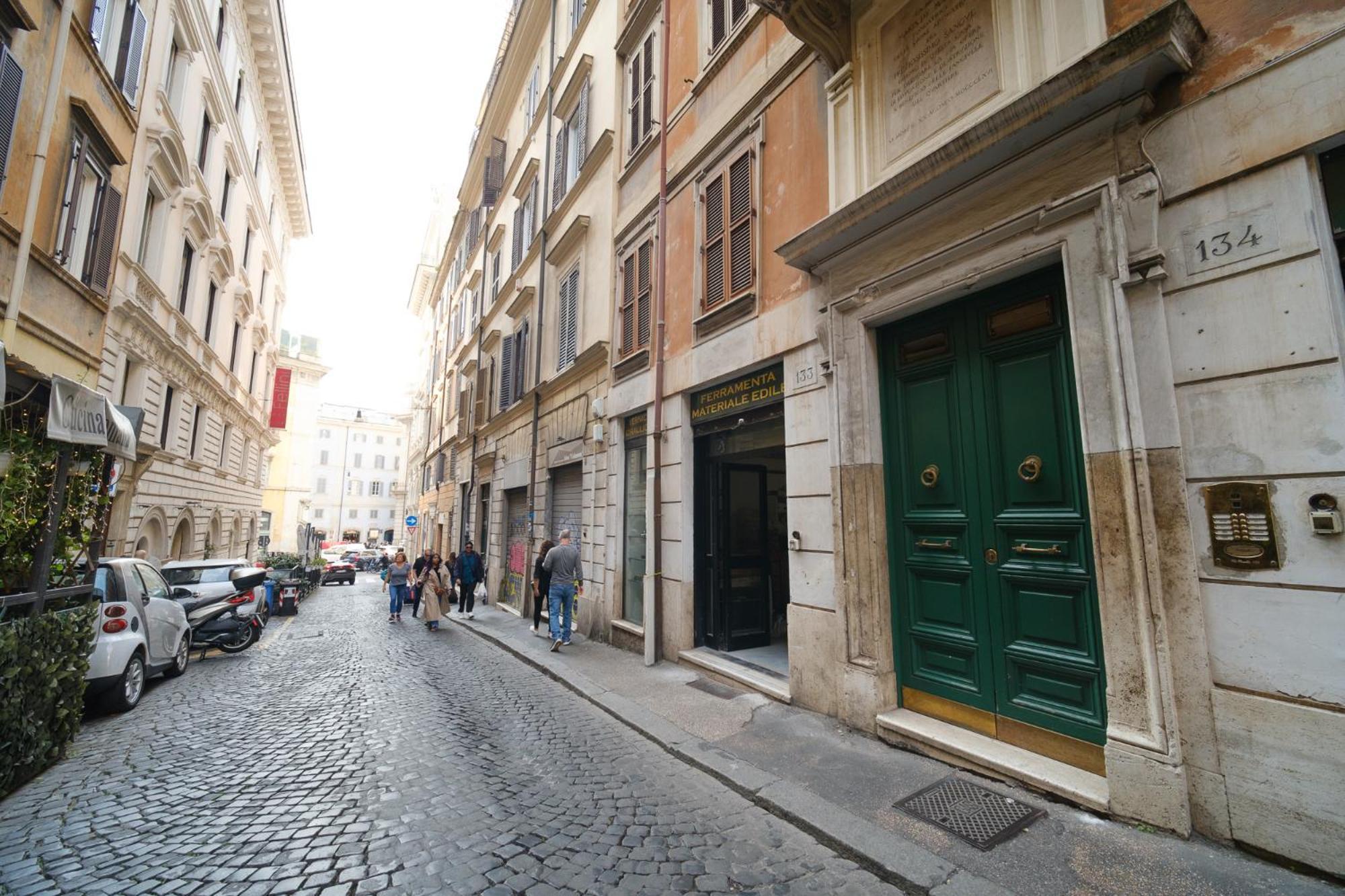 Juan&elisa Trevi By Buddyrent